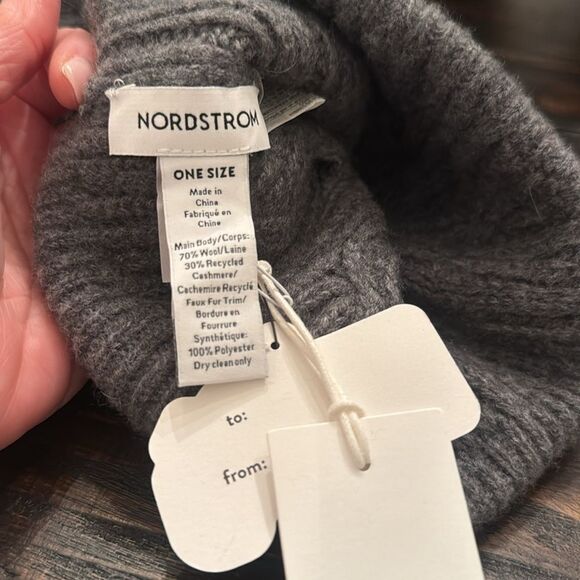 NWT Nordstrom Cashmere beanie - Picture 5 of 6